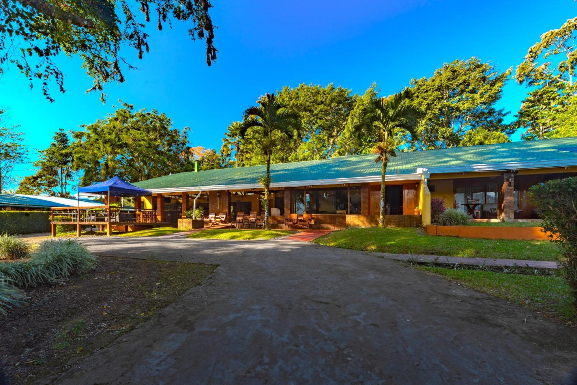 Hotel Villa Florencia 투리알바 외부 사진