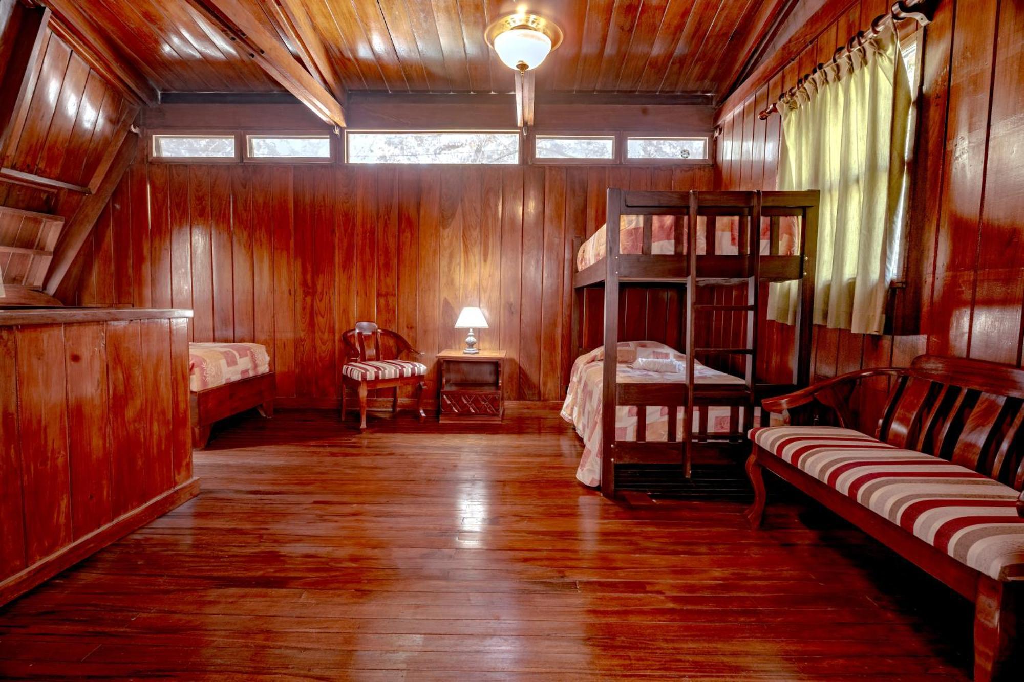 Hotel Villa Florencia 투리알바 객실 사진